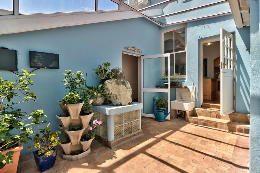 3 Bedroom Property for Sale in Tamboerskloof Western Cape